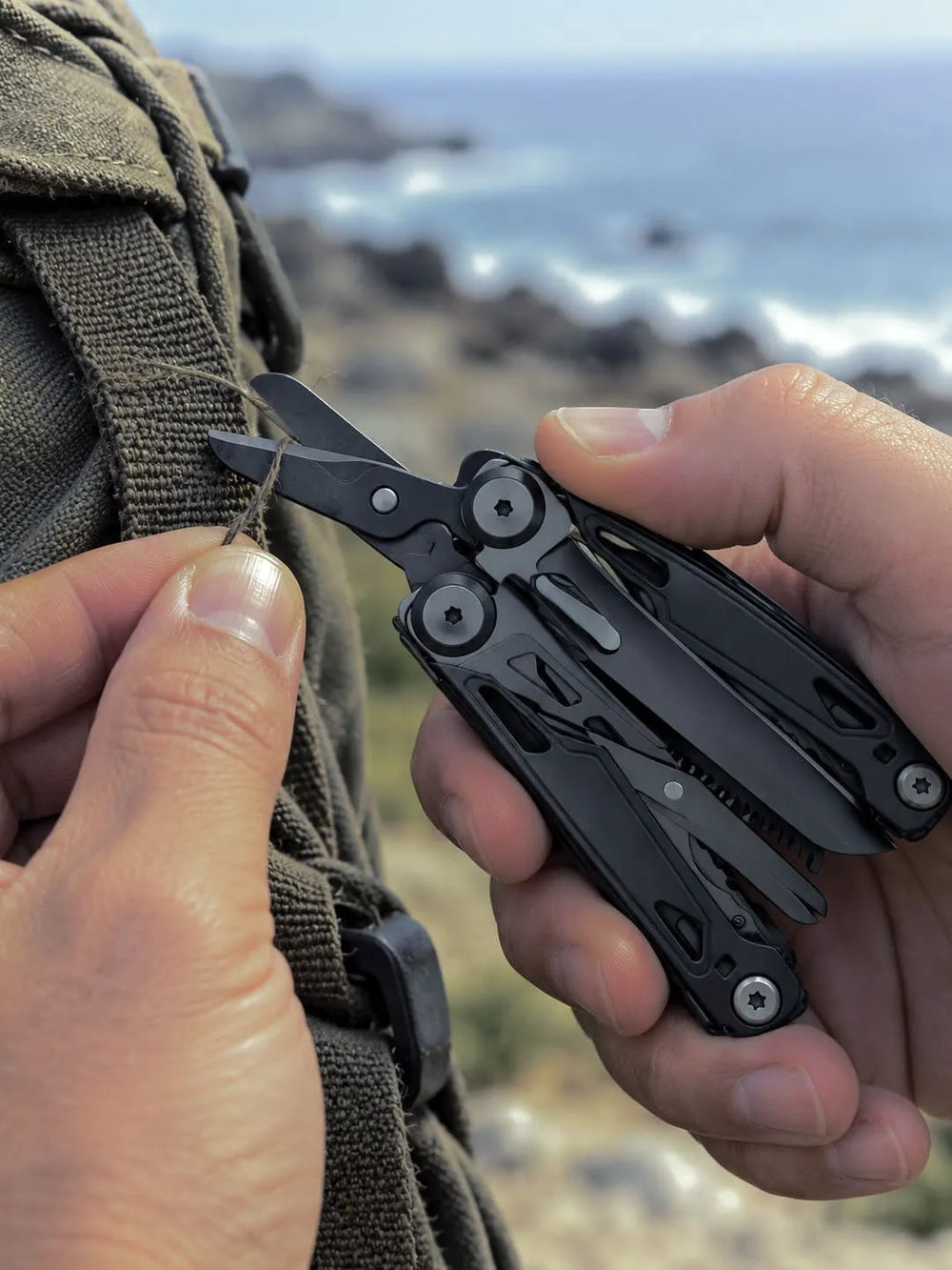 16-in-1 Camping Multi-Tool with Scissors